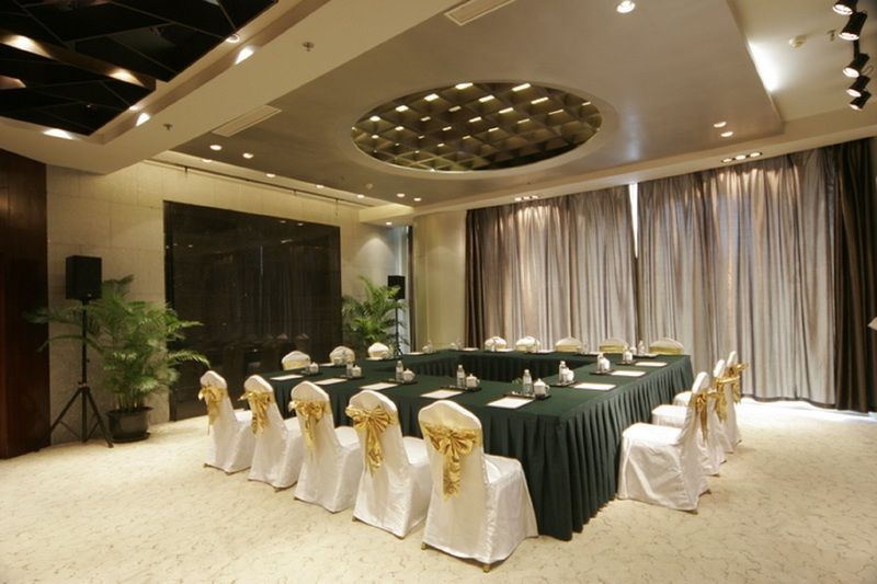 Supreme Tower Hotel เซี่ยงไฮ้ ภายนอก รูปภาพ
