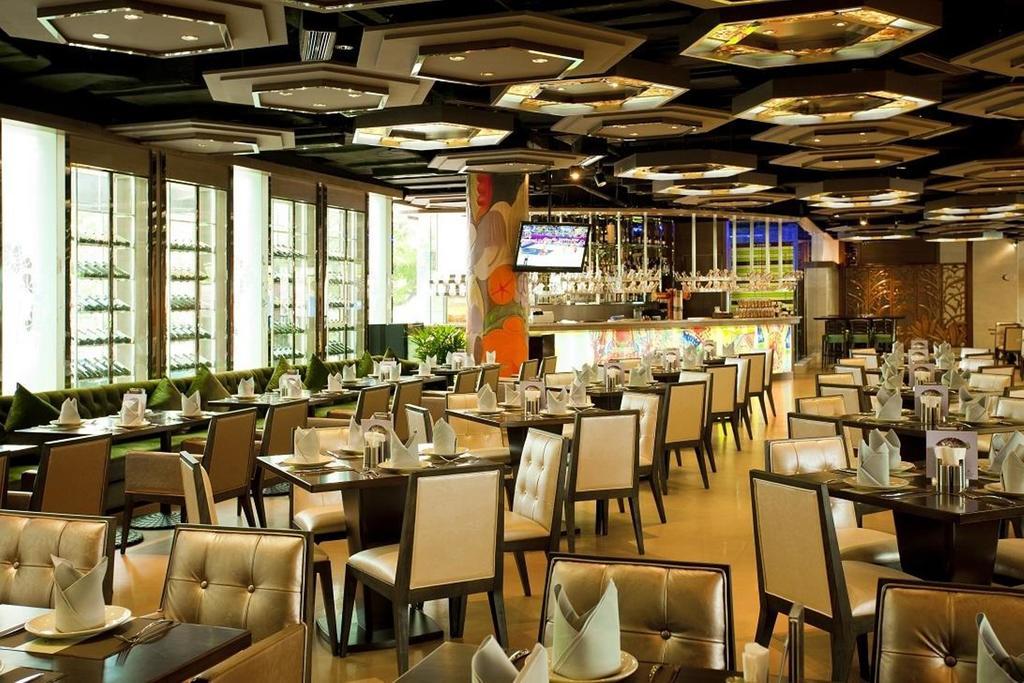 Supreme Tower Hotel เซี่ยงไฮ้ ภายนอก รูปภาพ